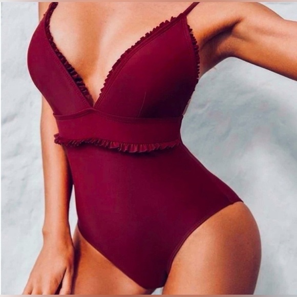 Cupshe Burgundy Ruffle One Piece Swimsuit.  Sz XXL - Picture 4 of 8